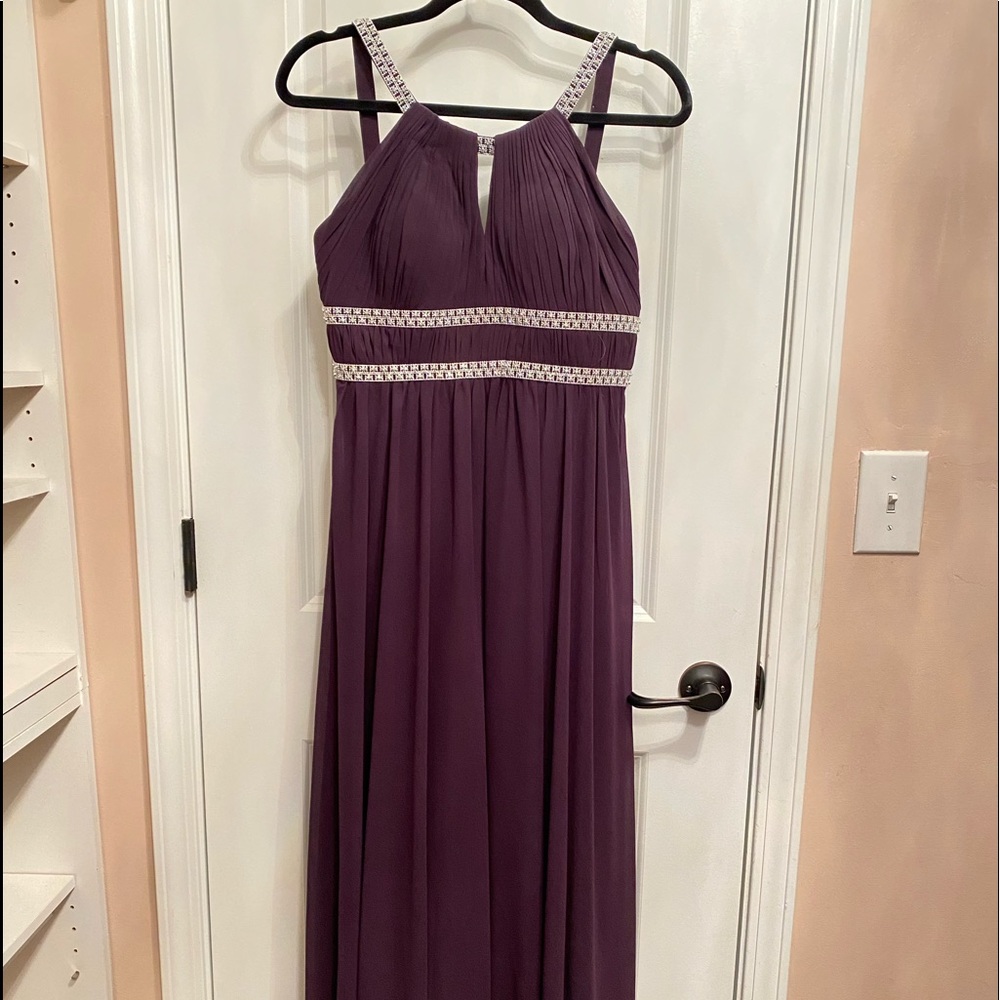 Size 6 bill levkoff gown.